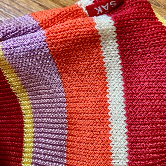 The Sak Tulip Bag/Purse in Caribbean Stripe Red. - Picture 5 of 8